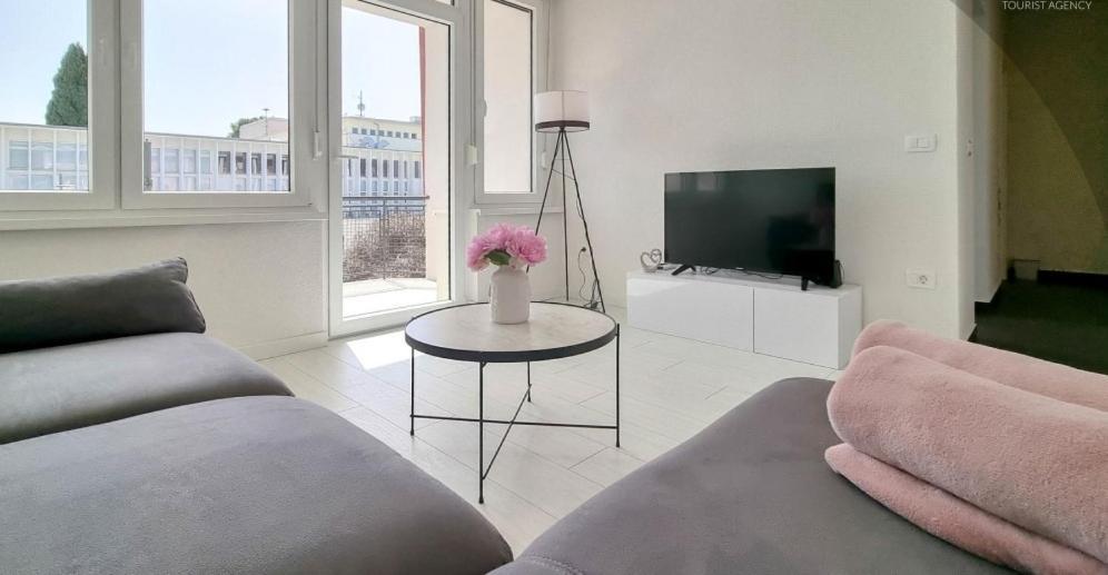 Bella Apartment Umag Exteriér fotografie